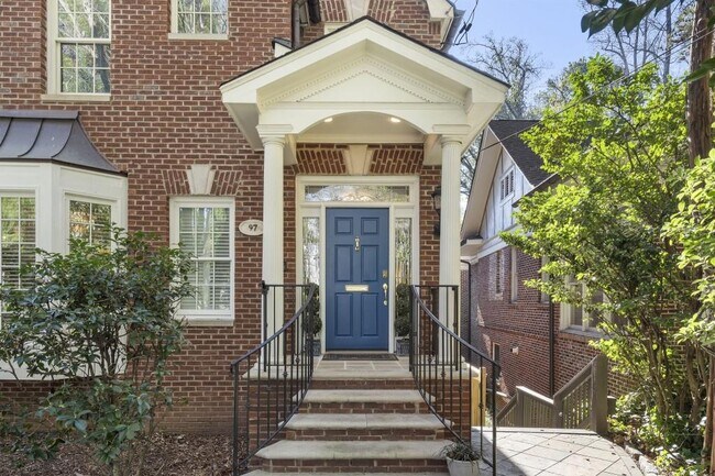 Foto del edificio - 97 Huntington Rd NE