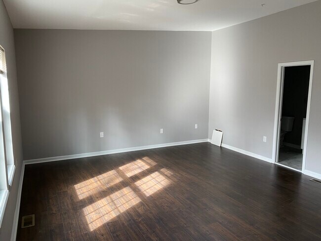 Foto del edificio - 1403 Howard Rd SE