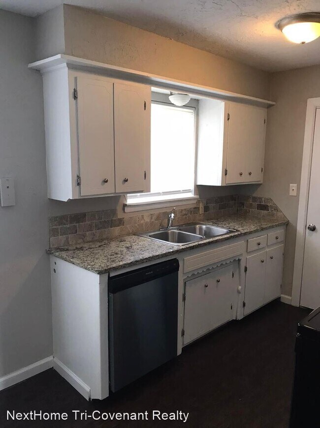 Foto del edificio - 3 br, 1.5 bath House - 432 NW 54th