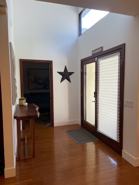 Entry Hall - 12016 Clarkson Rd