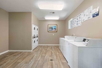 Building Photo - 2400 Spring Rain Dr