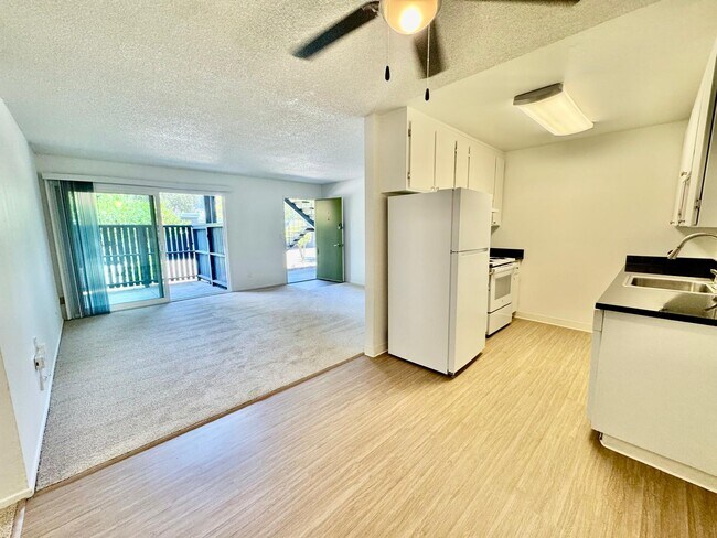 Building Photo - 450 Alameda del Prado