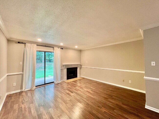 Foto del edificio - CONDO MINUTES FROM SouthParK!