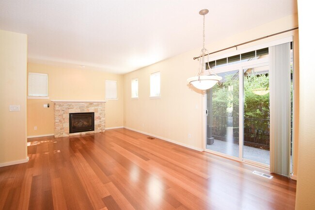 Foto del edificio - 761 NE 73rd Ave