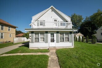 Building Photo - 309 S Erie St