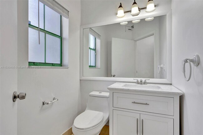 Foto del edificio - 1381 NW 126th Way
