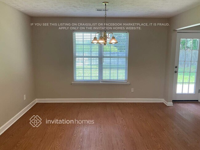 Foto del edificio - 3372 Summit Creek Ln