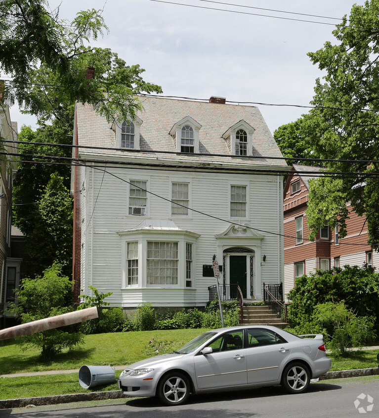 Primary Photo - 115 S Lake Ave