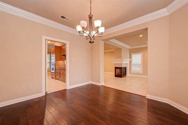 Foto del edificio - 14426 Summerleaf Ln
