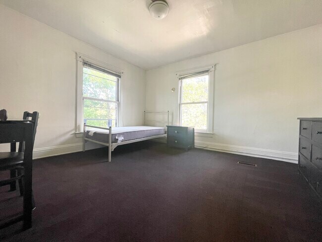 Foto del edificio - 1304 Geddes Ave