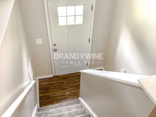 Building Photo - MOVE IN BY JUNE 30TH AND RECEIVE $500 OFF ...