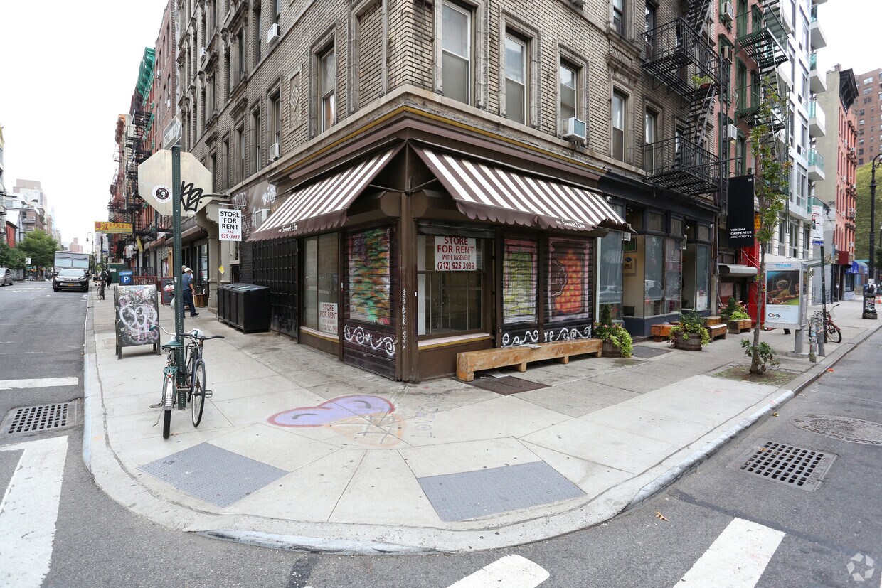 Building Photo - 61-63 Hester St