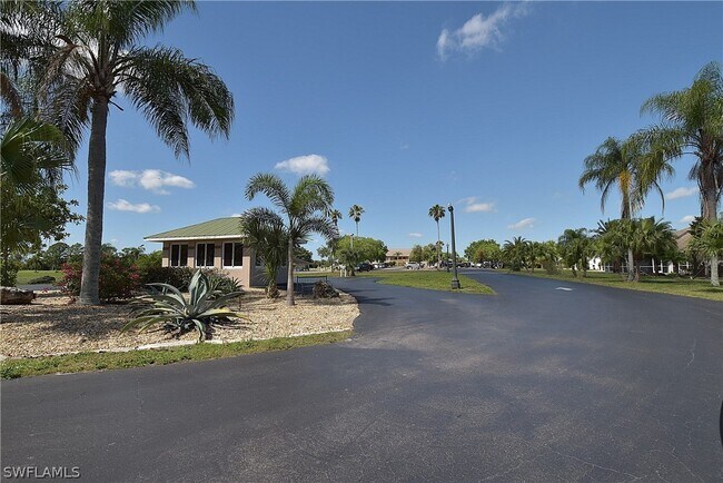 Foto del edificio - 19949 Lake Vista Cir