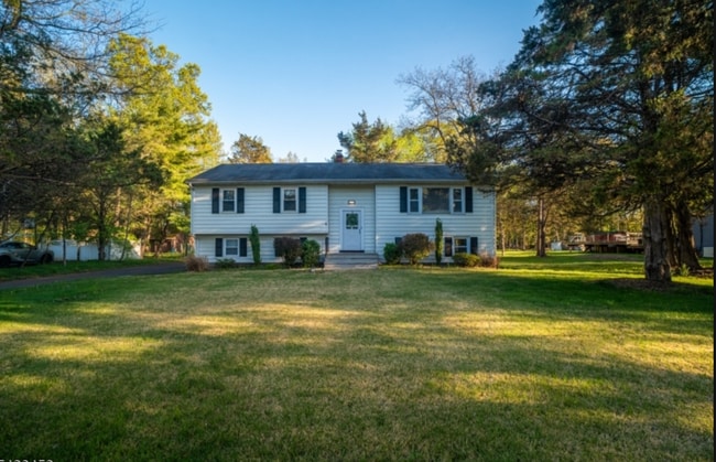 Building Photo - 532 Spring Valley Dr
