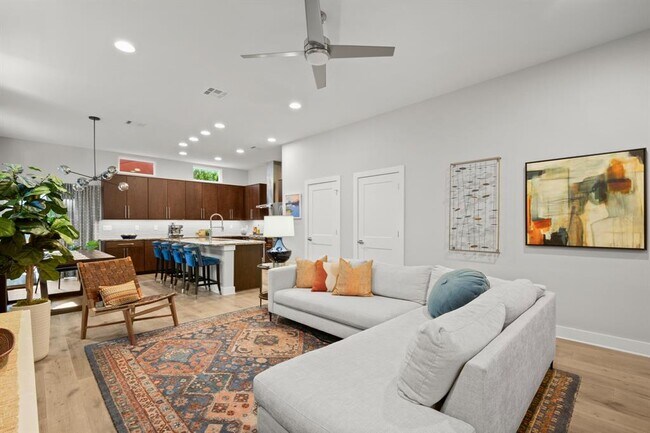 Foto del edificio - 3905 Clawson Rd