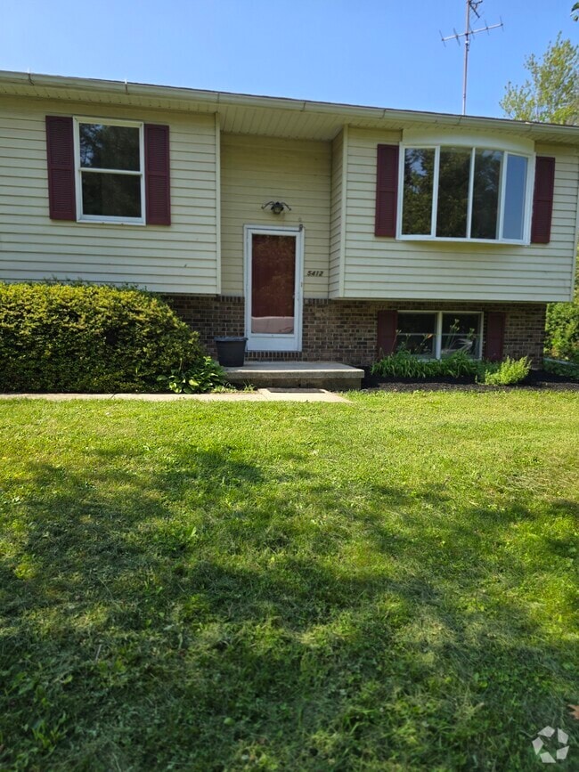 Building Photo - 5412 Legene Ln