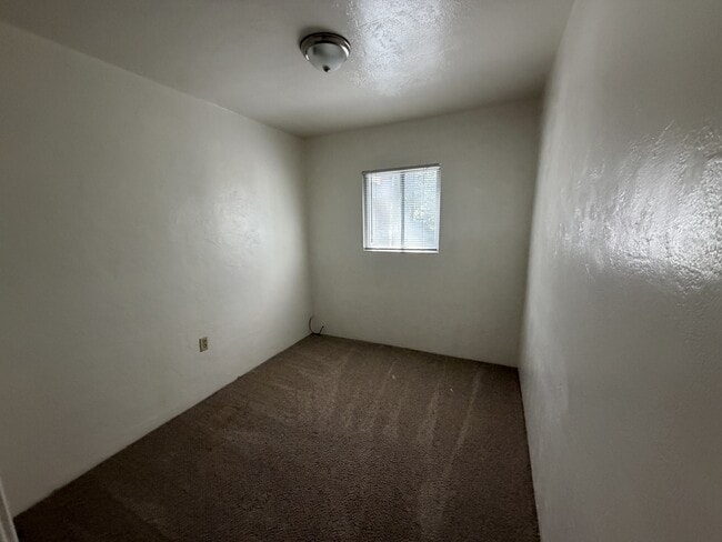 Building Photo - 2040 13th St
