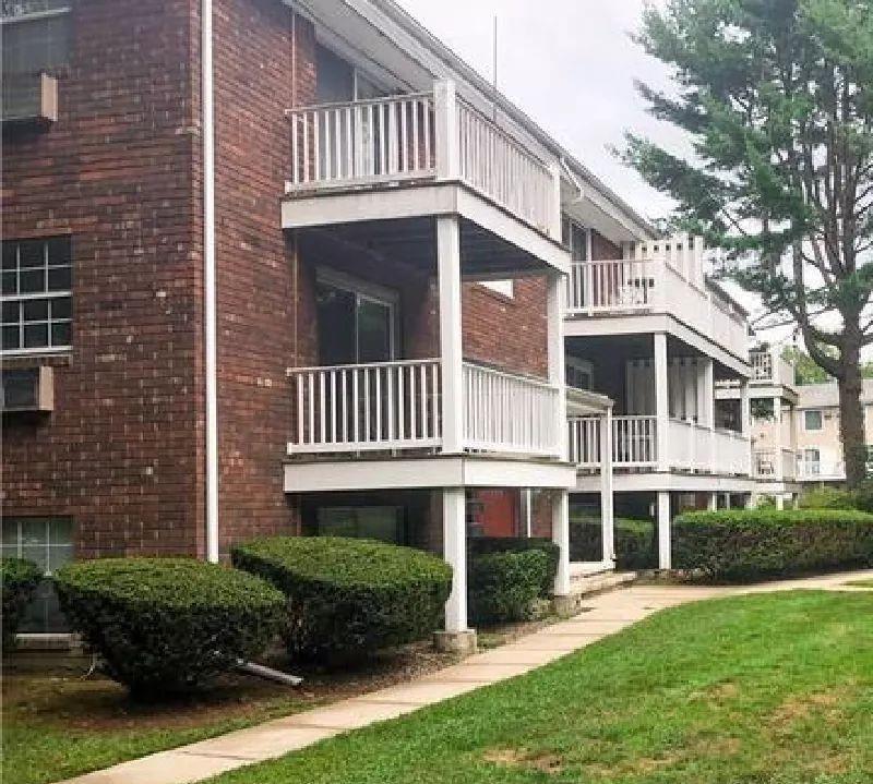 5 Stonehenge Dr Unit 243S, Smithfield, RI 02828 Condo for Rent in