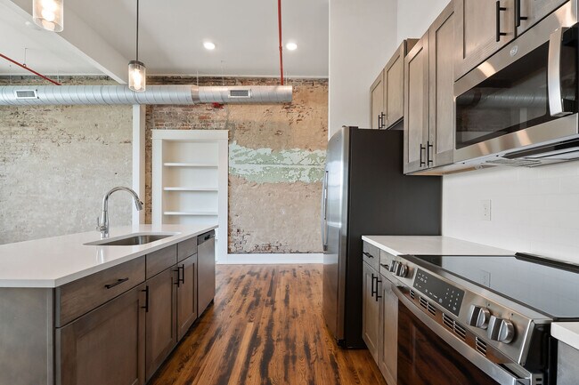 Foto del edificio - 211 W Colville St