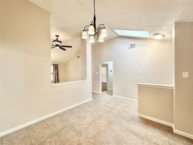Building Photo - 11614 Easterling Dr