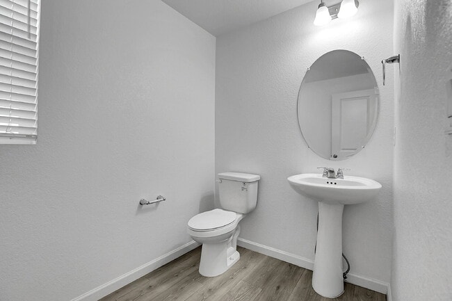 Foto del edificio - $3,150.00, 4-bed, 3.5-bath, located in Aurora with beautiful finishes.