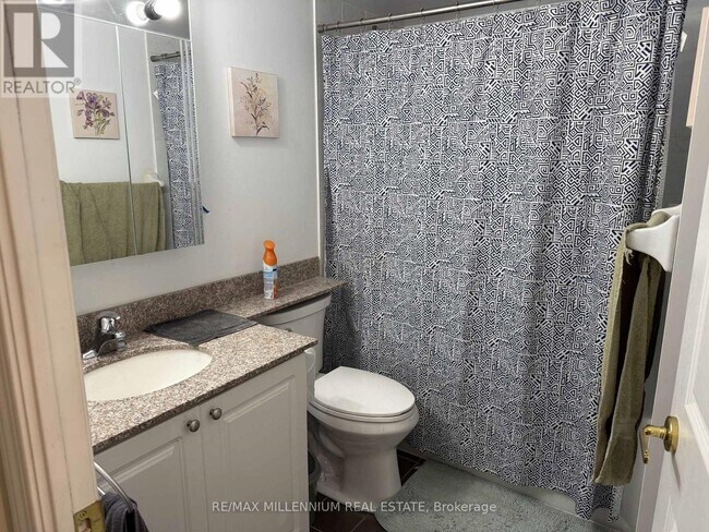 Building Photo - 55-255 Via Rosedale