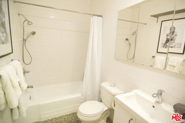 Foto del edificio - 1233 N Laurel Ave