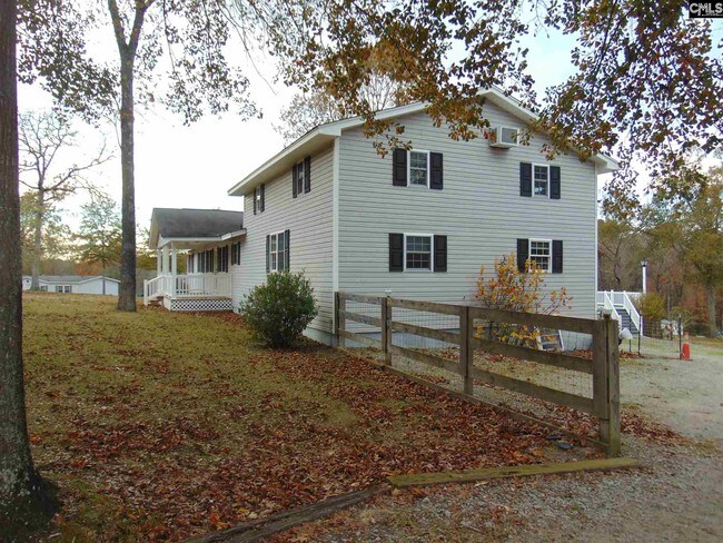 Building Photo - 1402 Robert Hendrix Rd