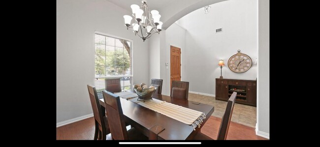 Foto del edificio - 961 Noble Ave