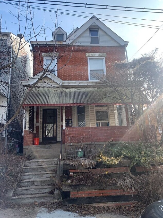 2/1 Apartment in Highland Park - Available Now! - 2/1 Apartment in Highland Park - Available Now!