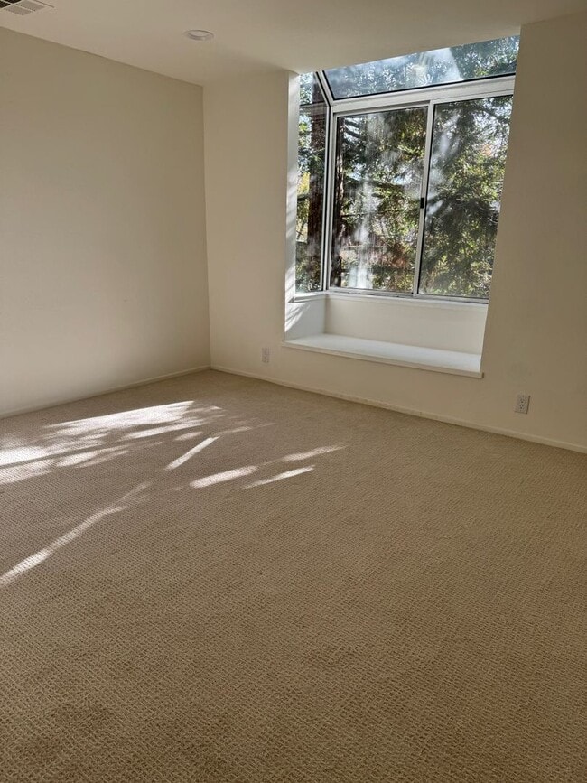 Building Photo - 3173 Wayside Plaza