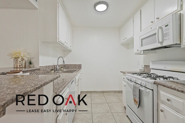 Foto del edificio - ~$200 OFF Each Month~ Splendid One Bedroom...