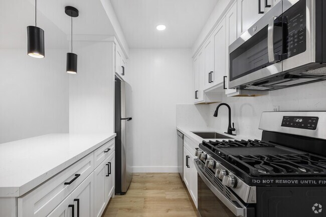 107 Cocina - Mediterranean Apartments