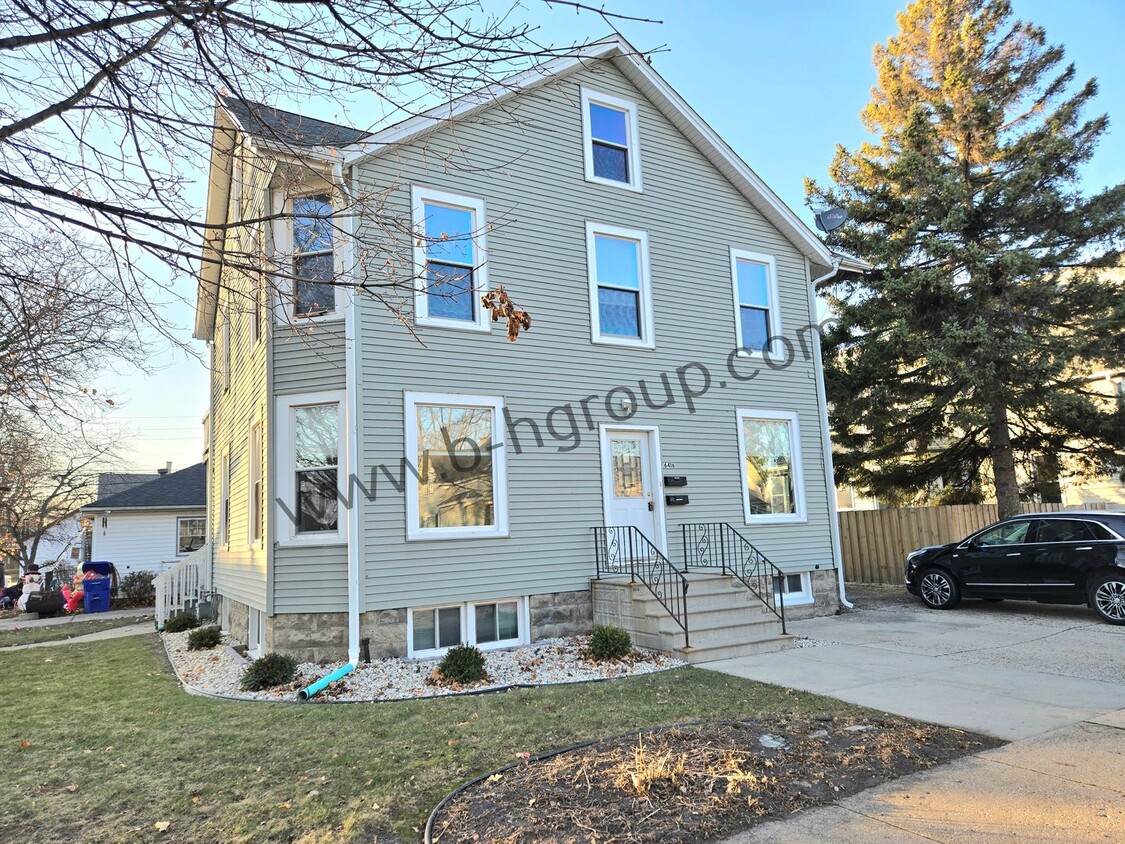 Foto principal - 6416 23rd Ave