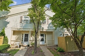 Building Photo - 13212 Meander Cove Dr