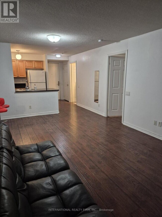 Photo du bâtiment - 61 Town Centre Court