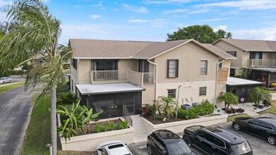 Building Photo - 7375 SE Jamestown Terrace