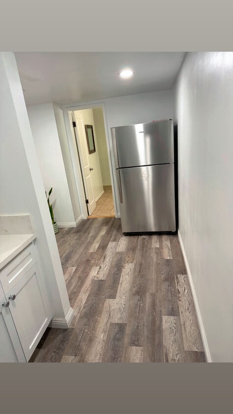 Foto del edificio - 1302 W 127th St