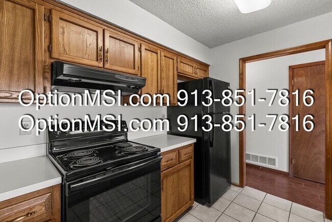 Foto del edificio - Charming & Spacious 2-Bed / 2-Bath Apartment in Gladstone