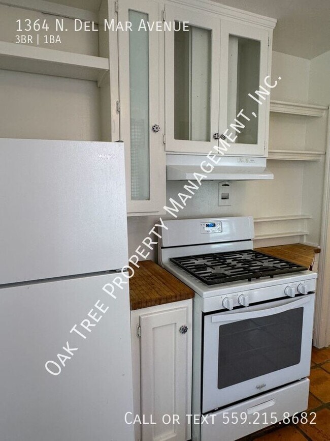 Foto del edificio - 1364 N Del Mar Ave