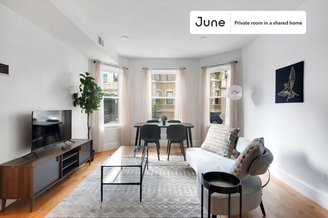 Foto del edificio - Room in Shared 5 bed/2 bath home in Allston