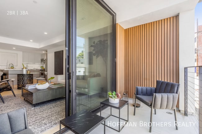 Foto del edificio - 1415 Reeves St