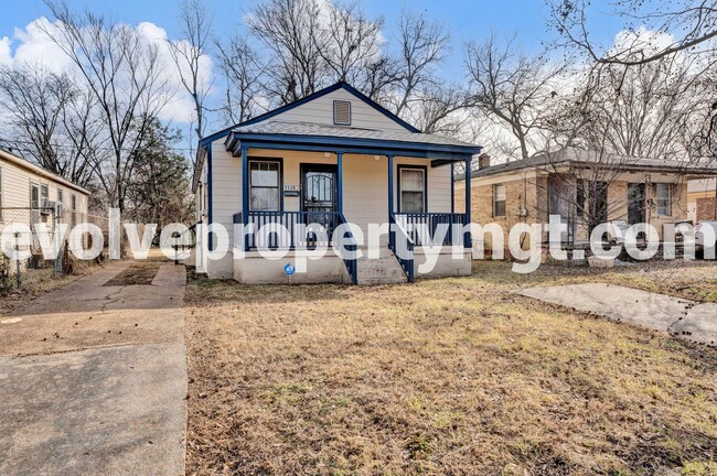 Building Photo - FULLY LOADED 3/2 IN GREAT LOCATION