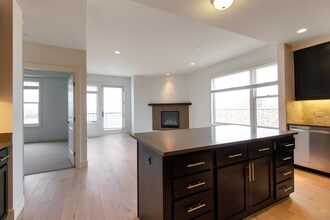 Building Photo - 3401 Arapahoe Ave