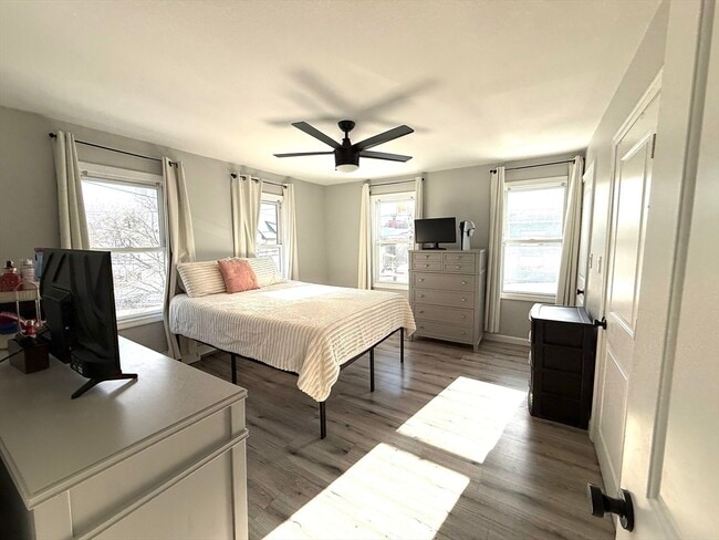 Building Photo - 34 Jefferson St