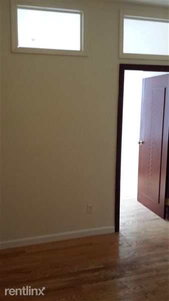 Building Photo - 217 W 108th St