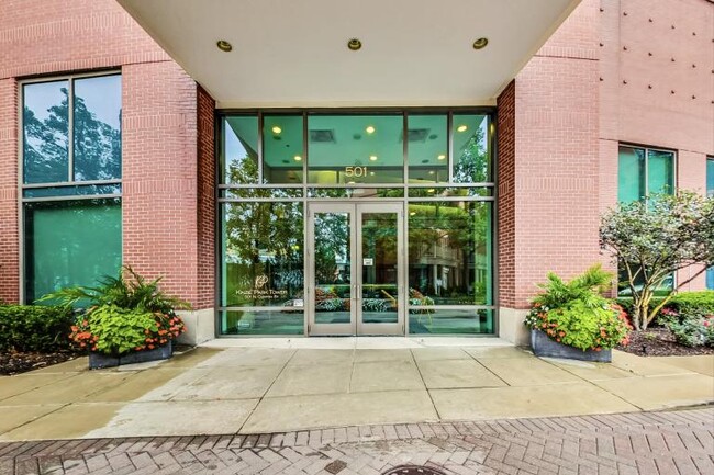 Foto del edificio - 501 N Clinton St