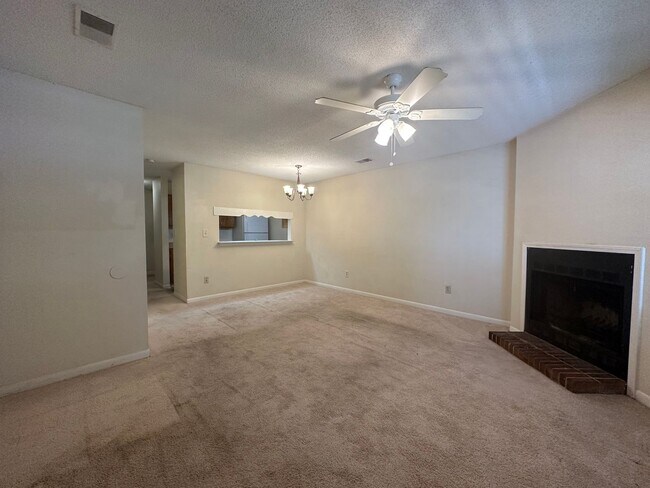Photo - Pointer Ln 25 Apartment