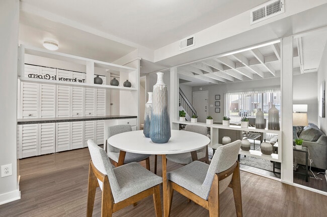 Dining area - St. John's Wood Apartments