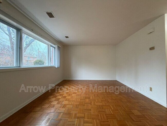 Foto del edificio - 1424 S 20th St